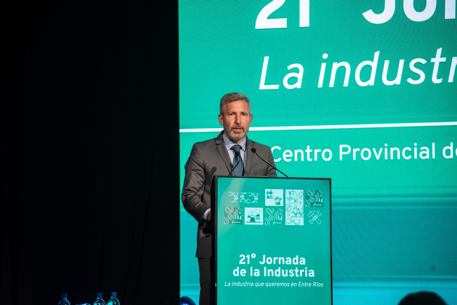 Frigerio anunció nueva Ley de Gestión Ambiental y una Agencia de Promoción de Inversiones